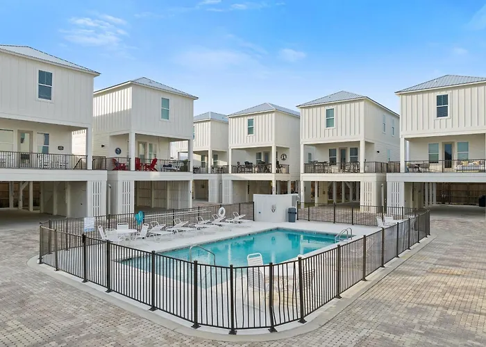 Totally Beachin' At Pelican Place