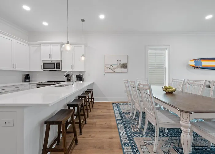 Totally Beachin' At Pelican Place Holiday home Gulf Shores